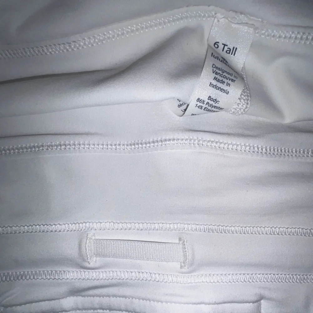 Lululemon Circuit Breaker White Skort Tall (15”)